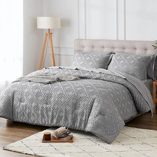 microtex 7 Piece Luxuria Clip Jacquard Paraclitus Pone Shams Et Sheet Set