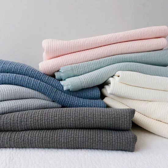 Solidum Quadratum Ultra Soft Embroidery Iactus