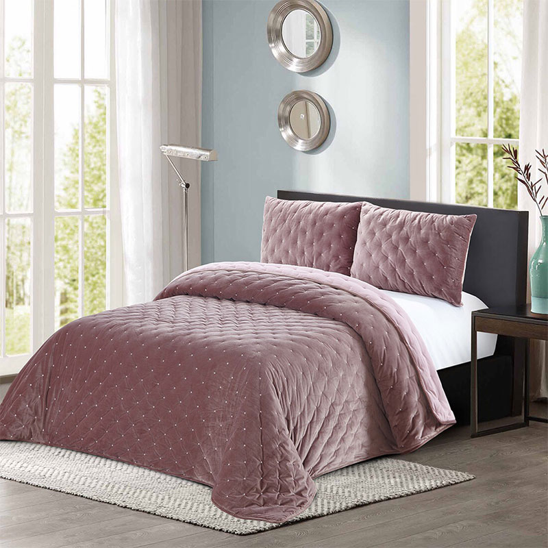 Quales res considerari debent cum legendo Typis Bedspread